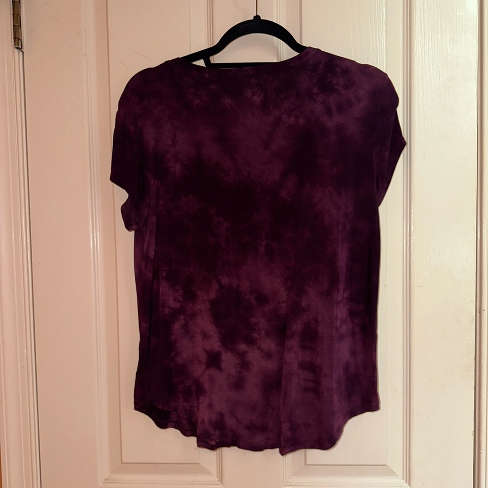 AE Burgundy Tie Dye ‘Favorite’ T-Shirt - Picture 3 of 3